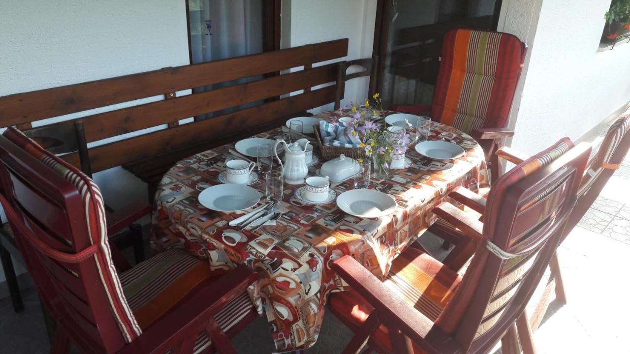 B&B Cerne Polhov Gradec エクステリア 写真
